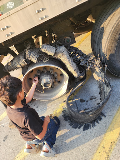 Off Road Recovery/Tire - 24/7 Road Service