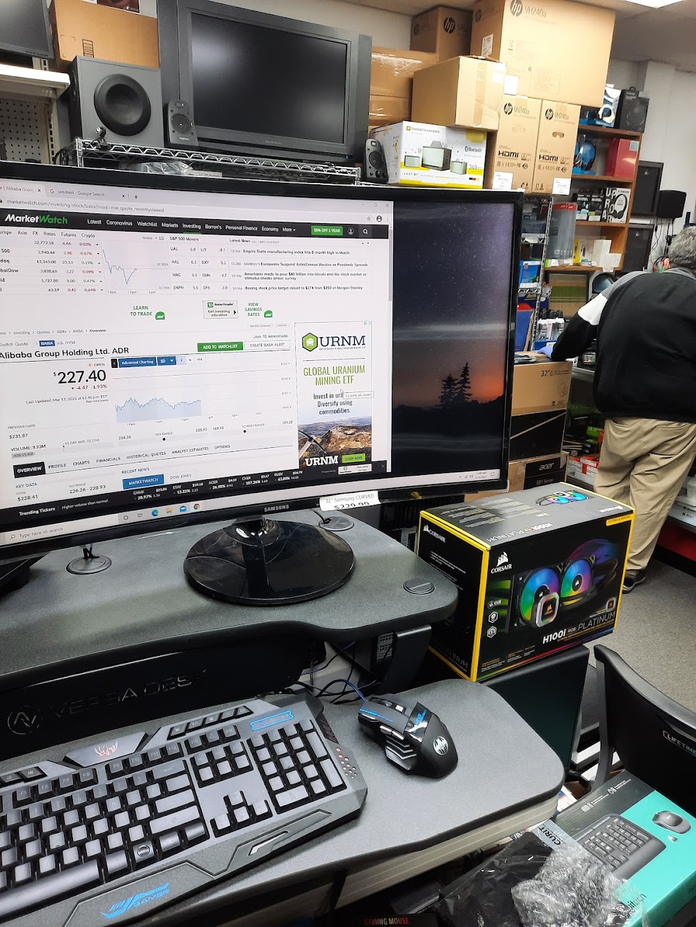 Champion Computers Inc: Tienda de Computadoras y Equipos de Alta Gama