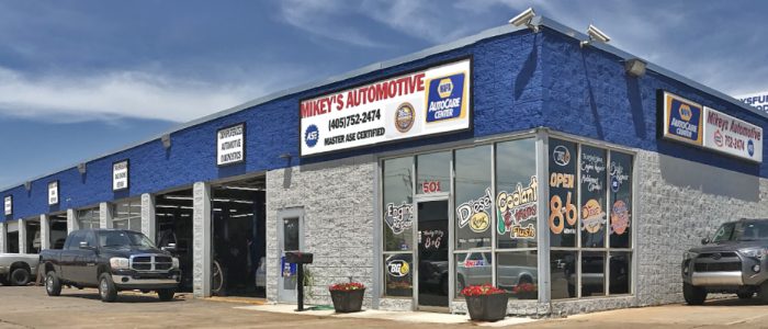 Mikeys Automobile: Coches Clásicos y Deportivos de Lujo