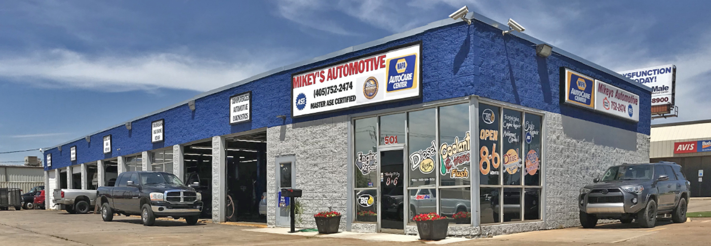 Mikeys Automobile: Coches Clásicos y Deportivos de Lujo