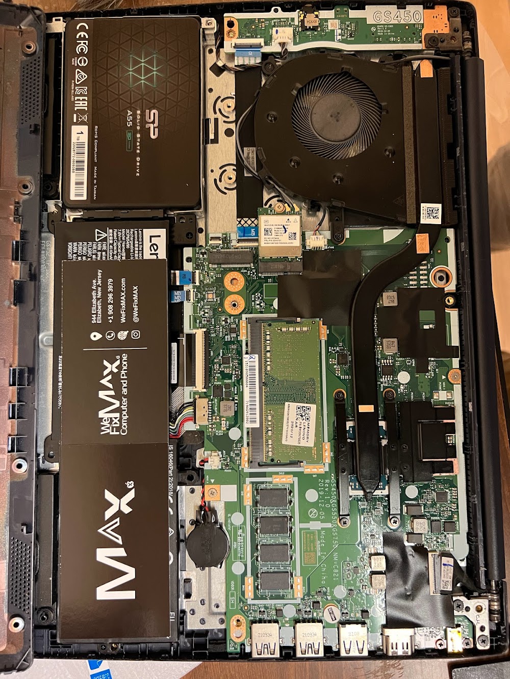 Reparación de Computadoras y Celulares en WeFixMax - MaxisPlay