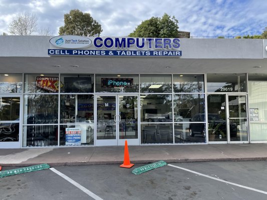 Reparación de Computadoras, Cibercafé y WiFi en Compton | Venta Wireless