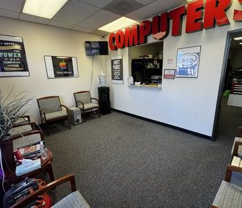 Especialistas Completos en PC: Reparación y Mantenimiento Profesional